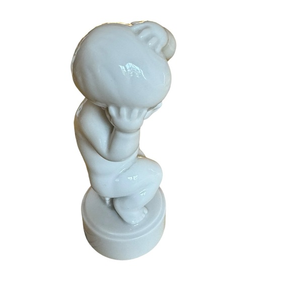 Vintage BG Denmark Porcelain Small Baby Boy Headache Porcelain Figurine. EC - Picture 4 of 5